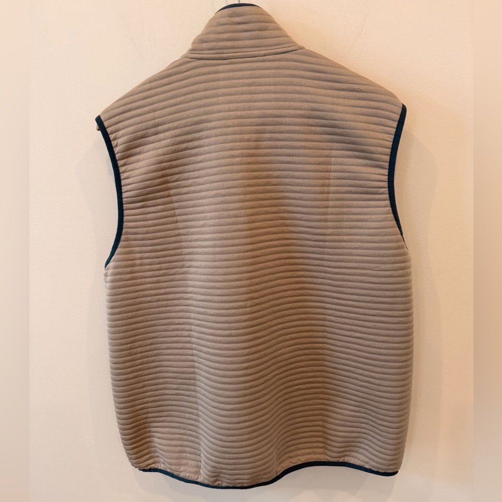 L.L.Bean Quilted Fleece Vest Mens Large Slightly Fitted Gray Full Zip - Picture 4 of 4